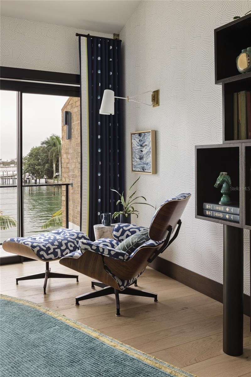 TB8350653 Property Photo