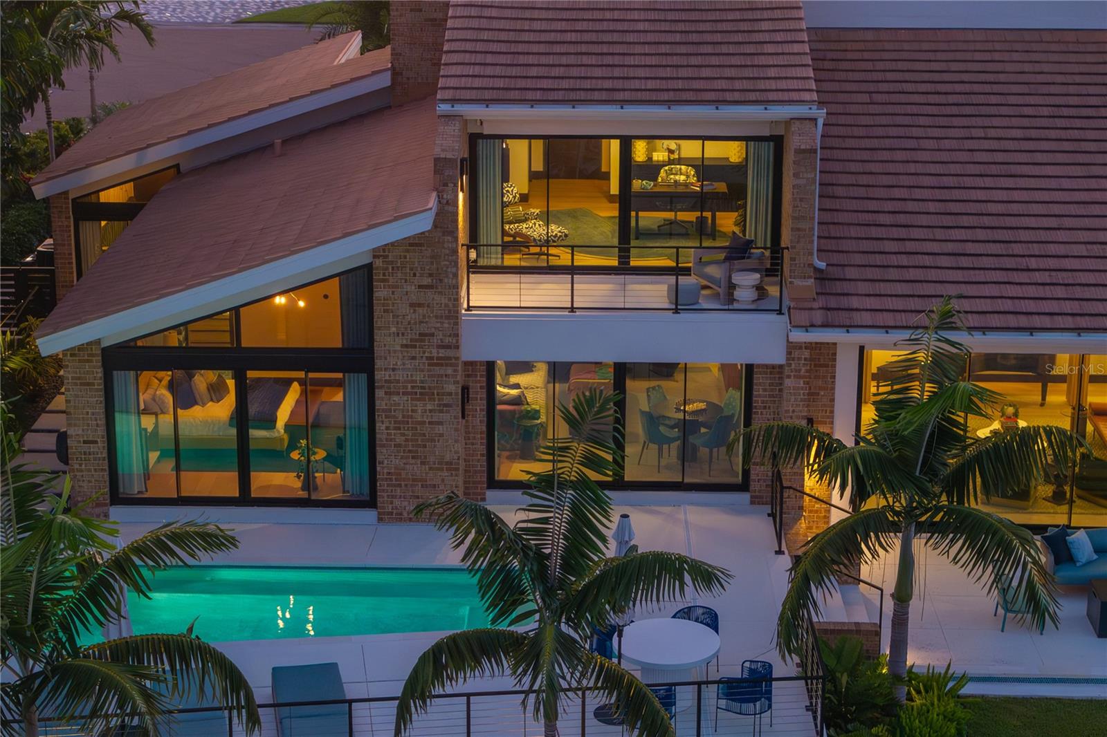 TB8350653 Property Photo