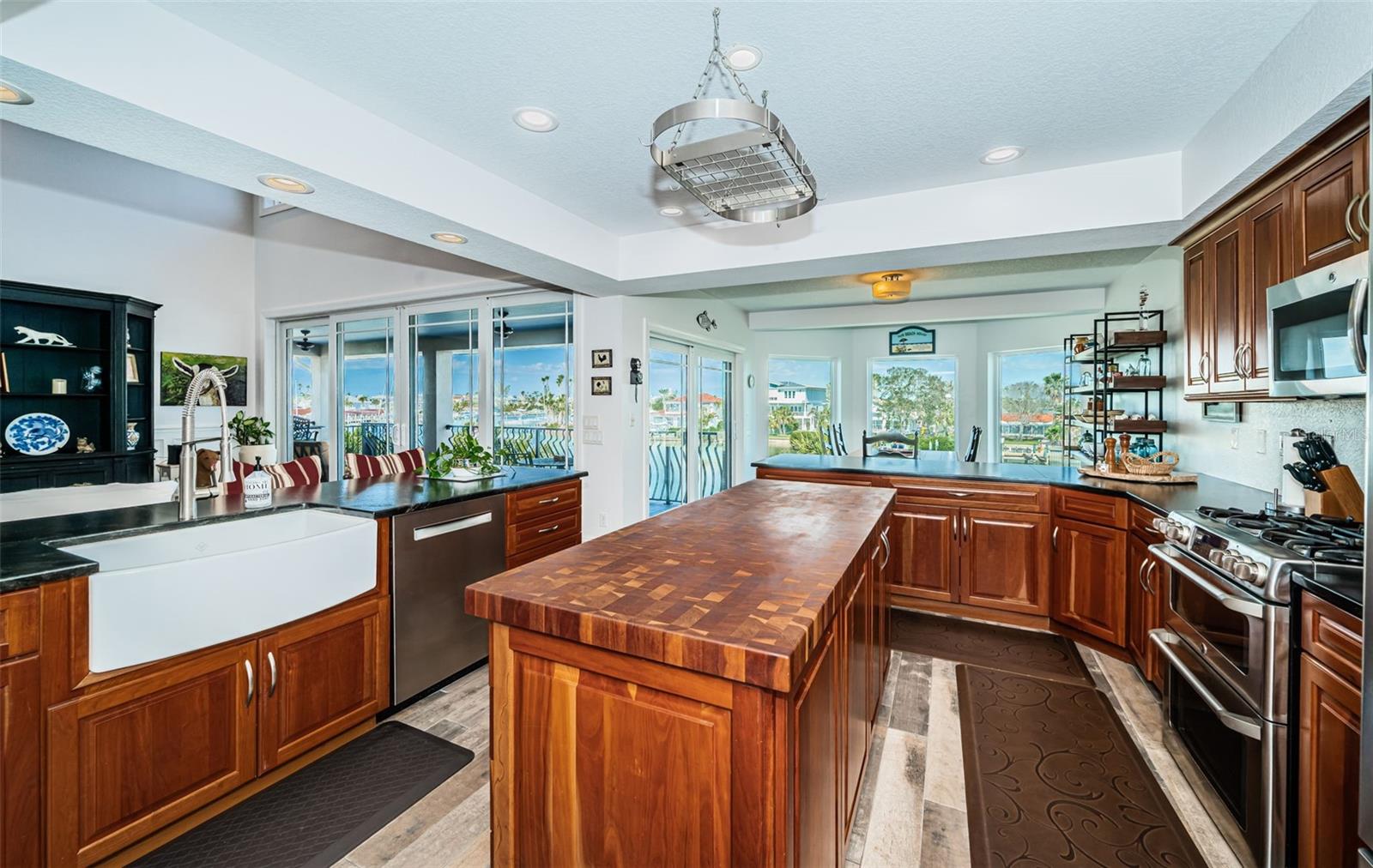 199 21ST AVE, ST PETE BEACH, FL, 33706
