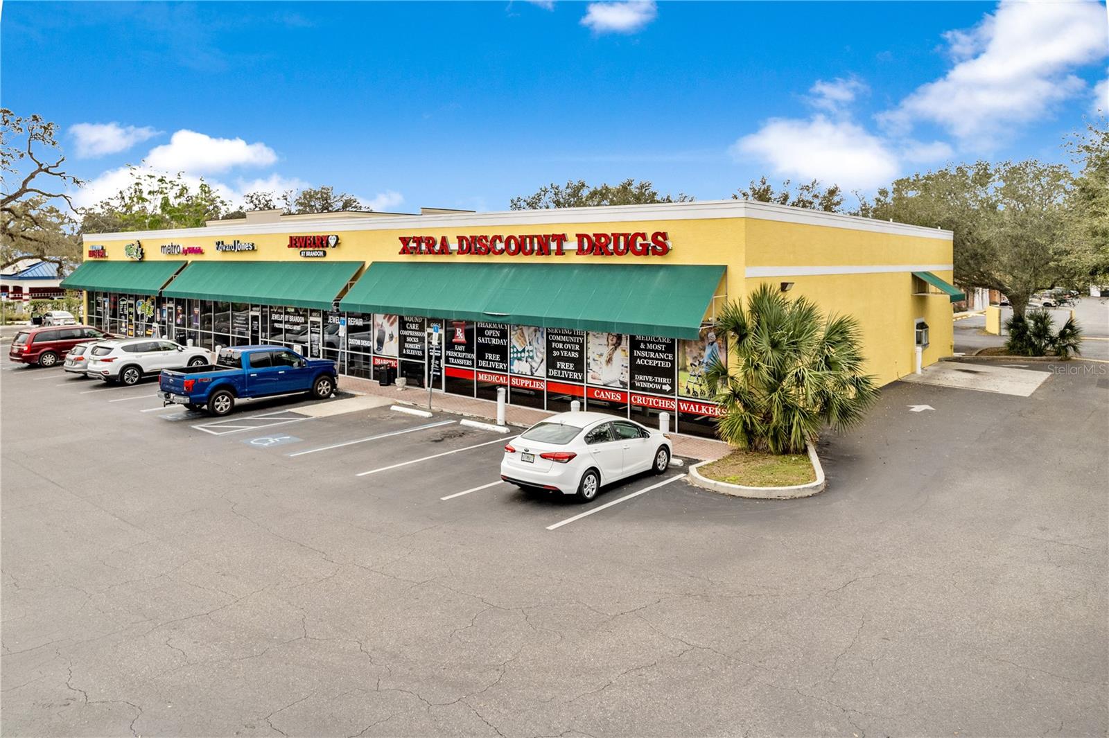 6943 GALL BLVD, ZEPHYRHILLS, FL, 33542