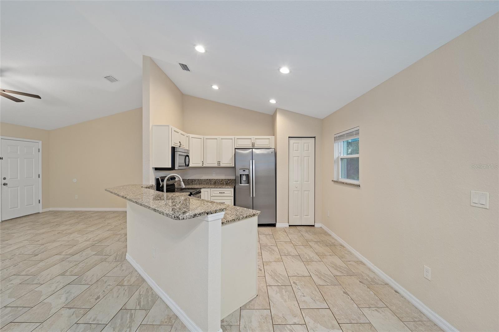 230 MARION OAKS TRL, OCALA, FL, 34473