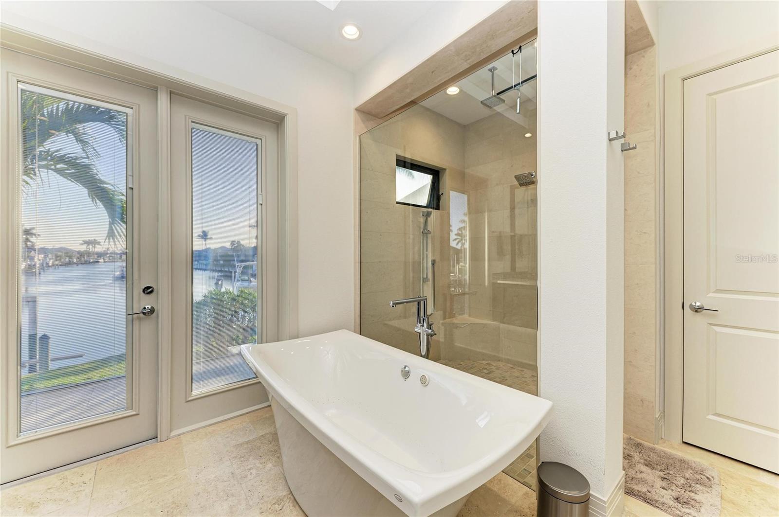 4050 LA COSTA ISLAND CT, PUNTA GORDA, FL, 33950