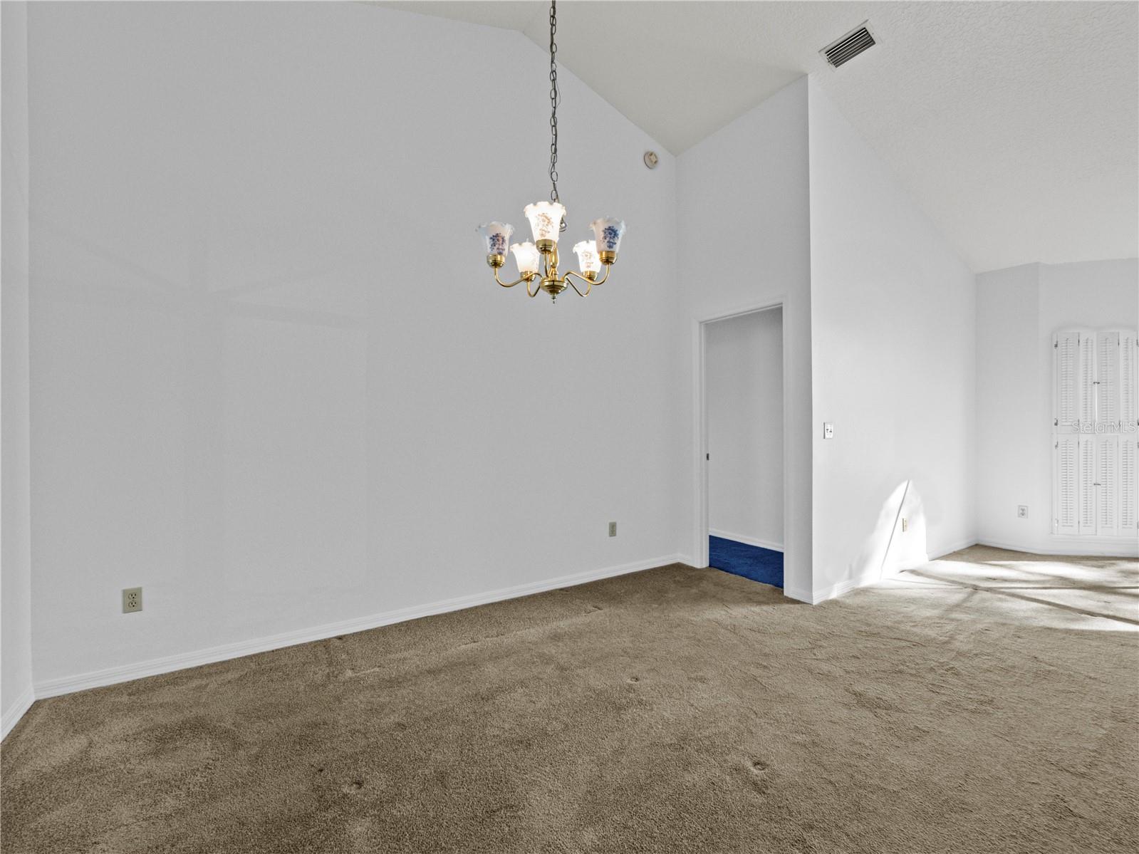1676 E SPRING RIDGE CIR, WINTER GARDEN, FL, 34787