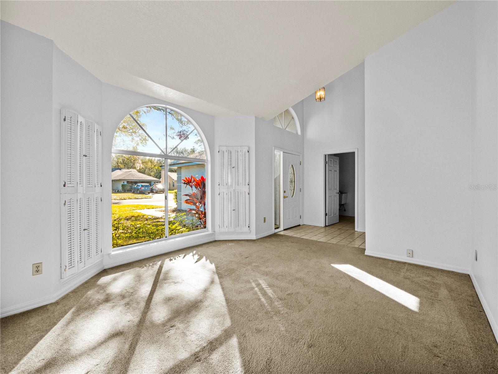 1676 E SPRING RIDGE CIR, WINTER GARDEN, FL, 34787