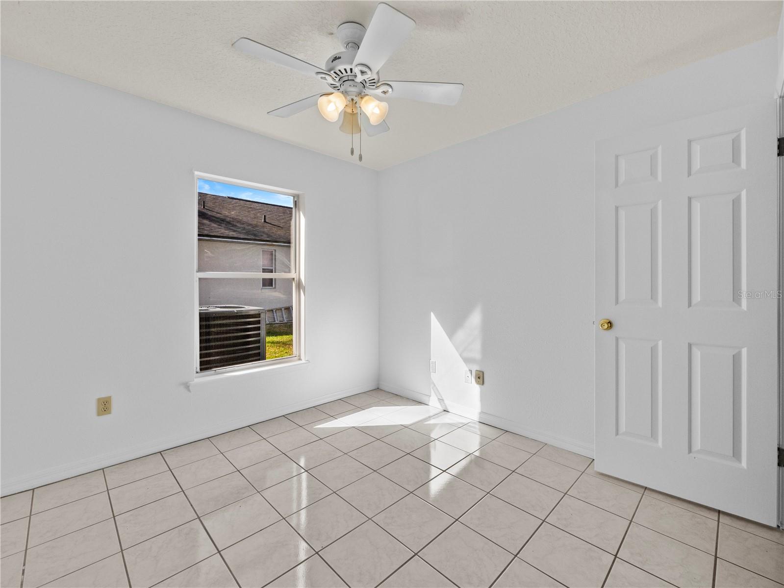 1676 E SPRING RIDGE CIR, WINTER GARDEN, FL, 34787