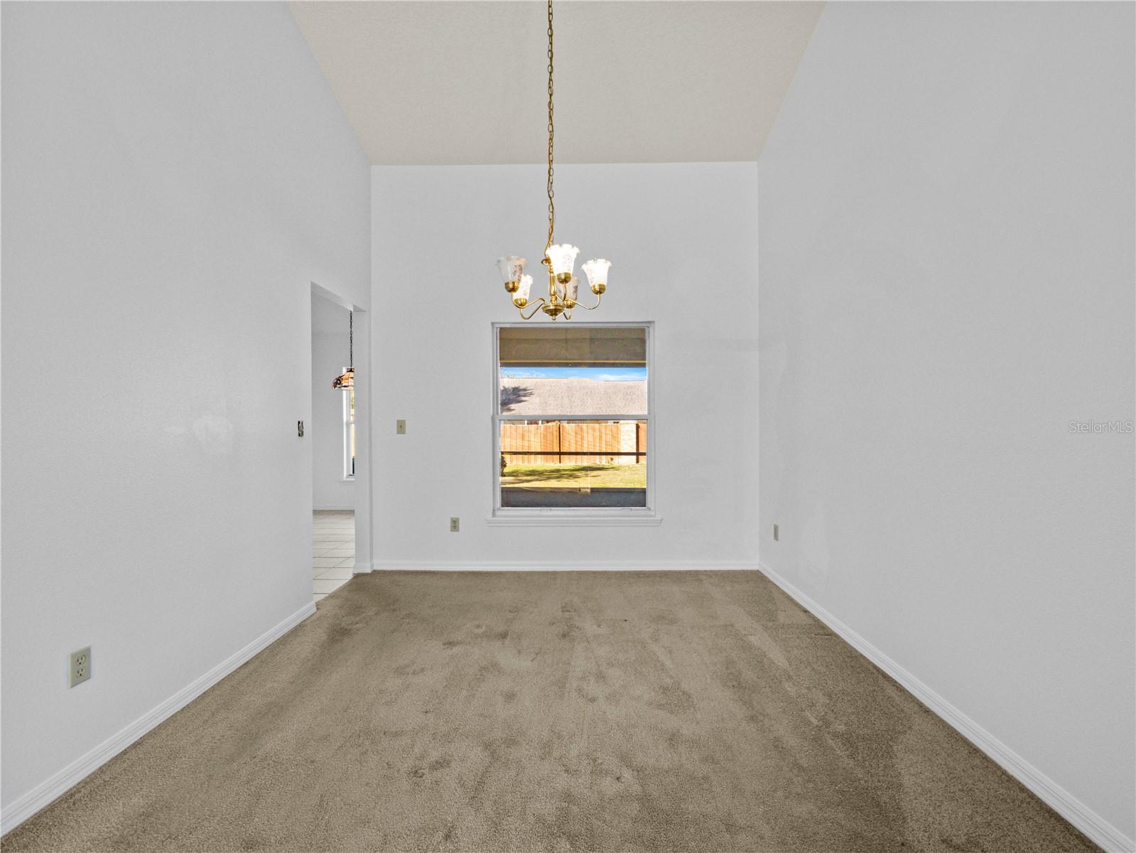 1676 E SPRING RIDGE CIR, WINTER GARDEN, FL, 34787