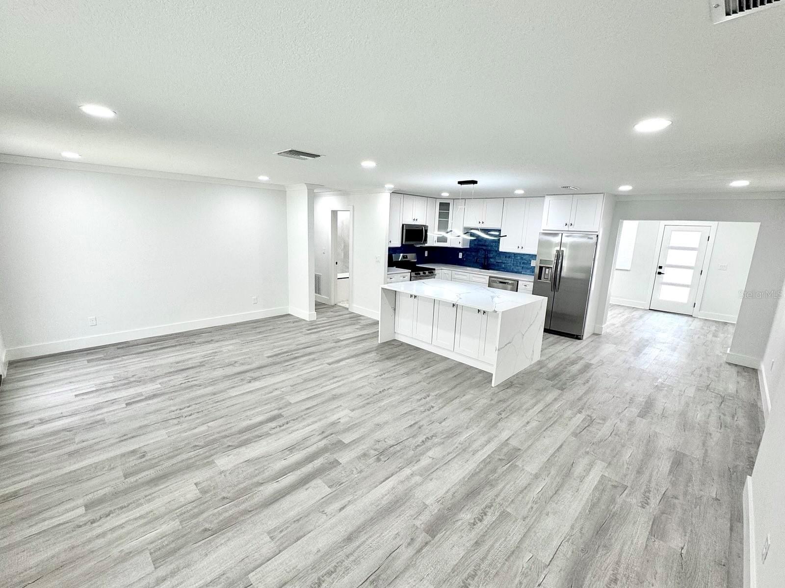 3735 69TH WAY N, ST PETERSBURG, FL, 33710