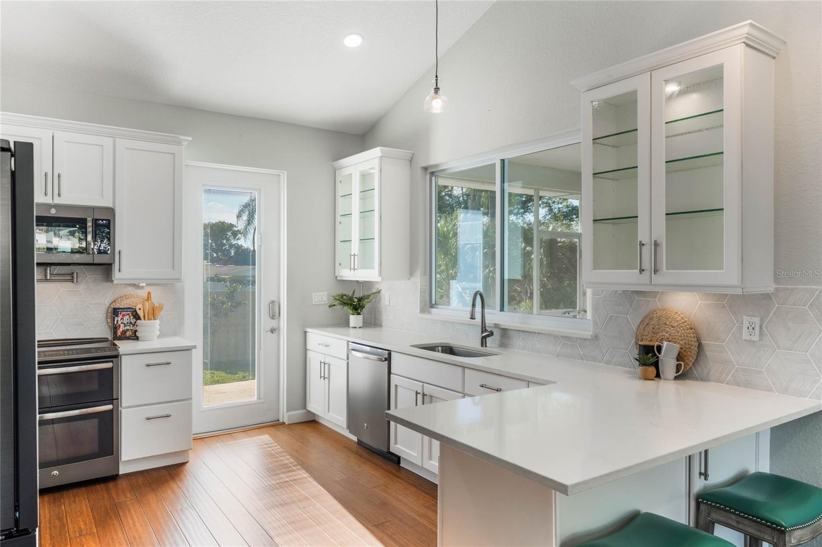 3111 CARMIA DR, ORLANDO, FL, 32806