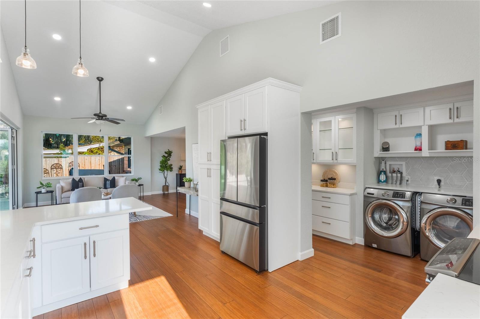 3111 CARMIA DR, ORLANDO, FL, 32806