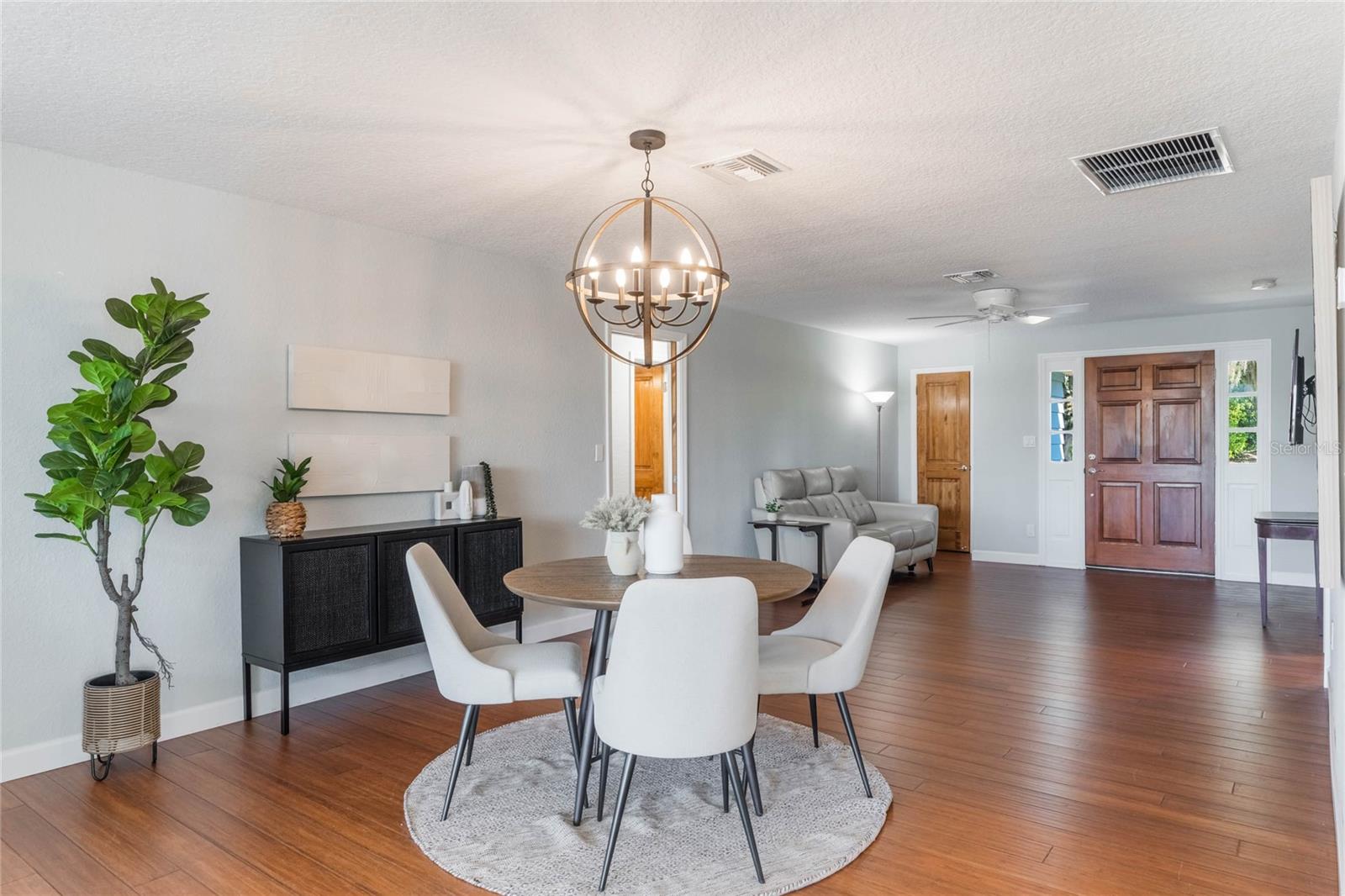 3111 CARMIA DR, ORLANDO, FL, 32806