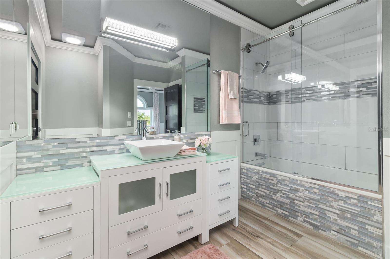 C7505296 Property Photo