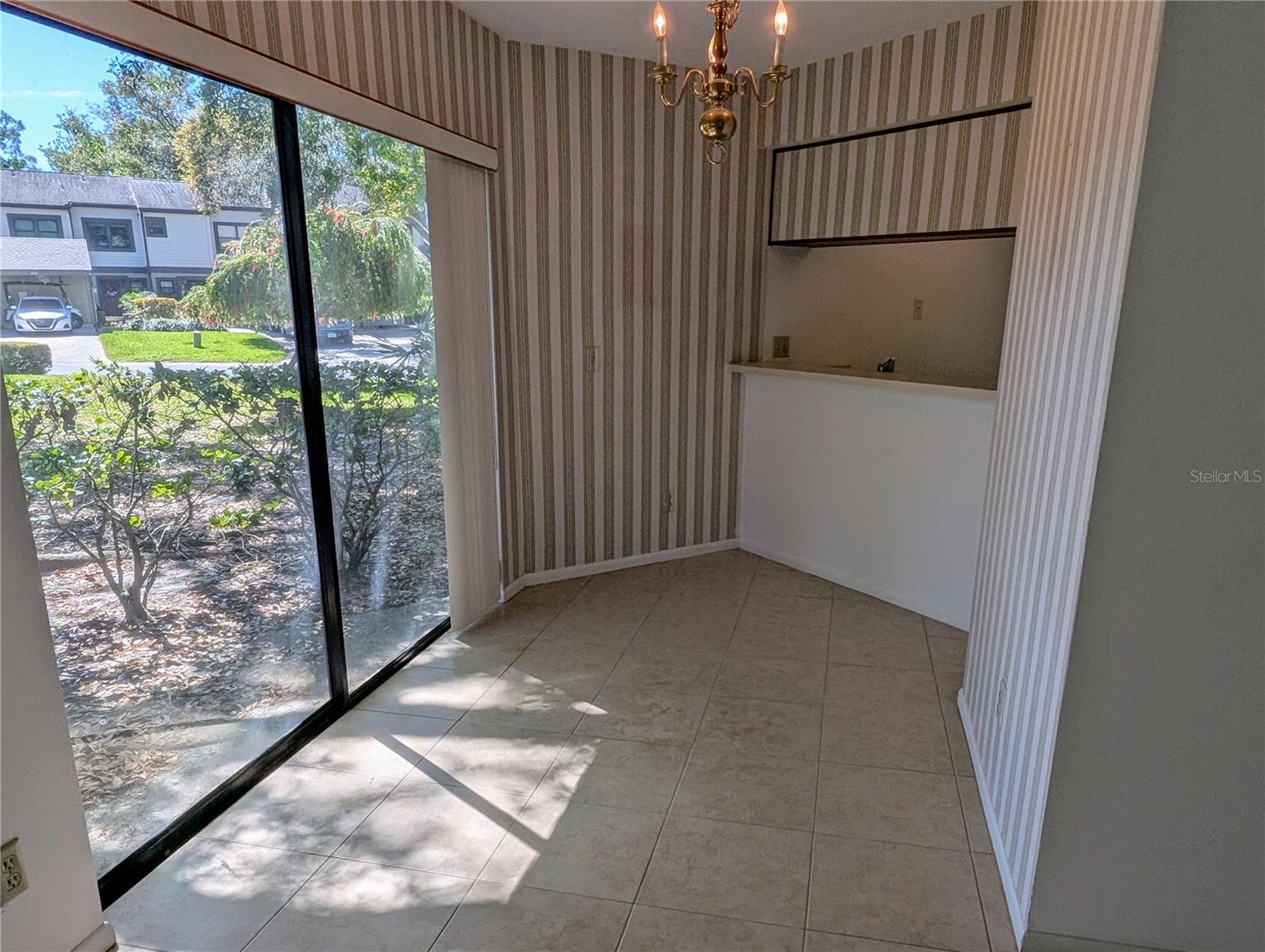 375 WOODS LANDING TRL, OLDSMAR, FL, 34677