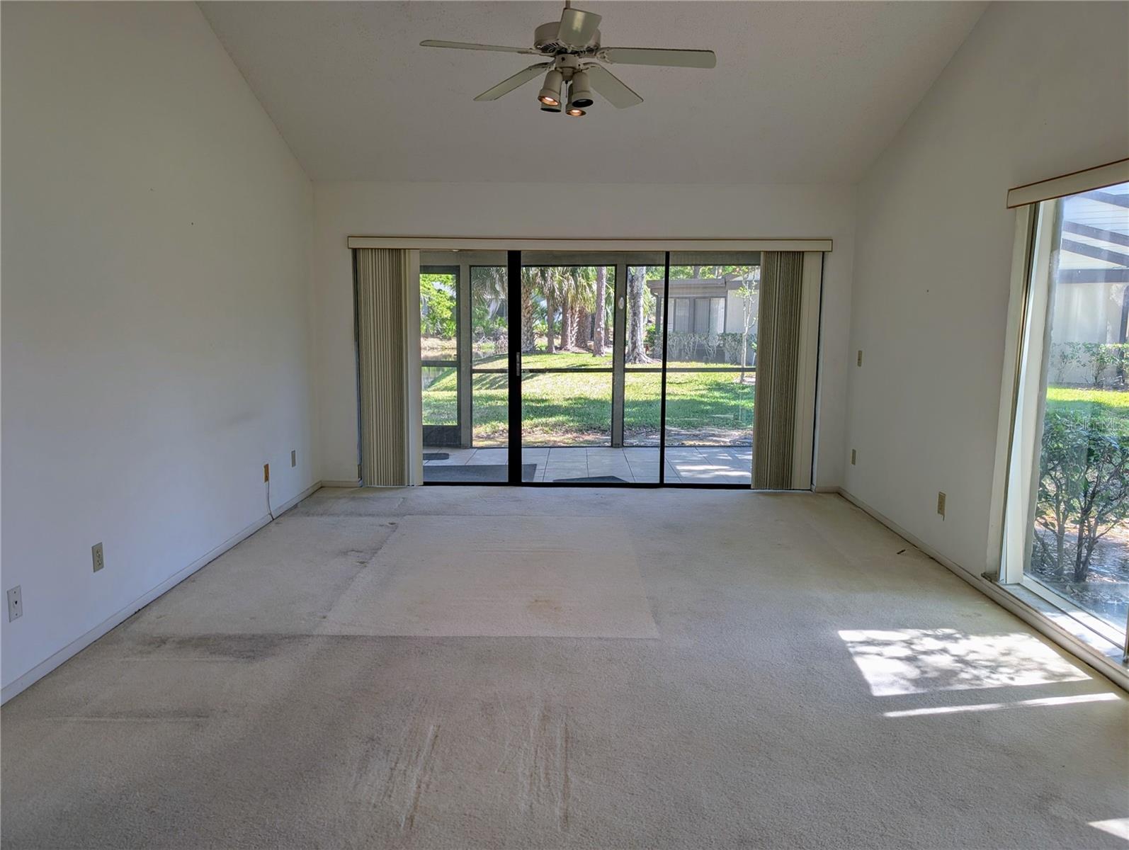 375 WOODS LANDING TRL, OLDSMAR, FL, 34677