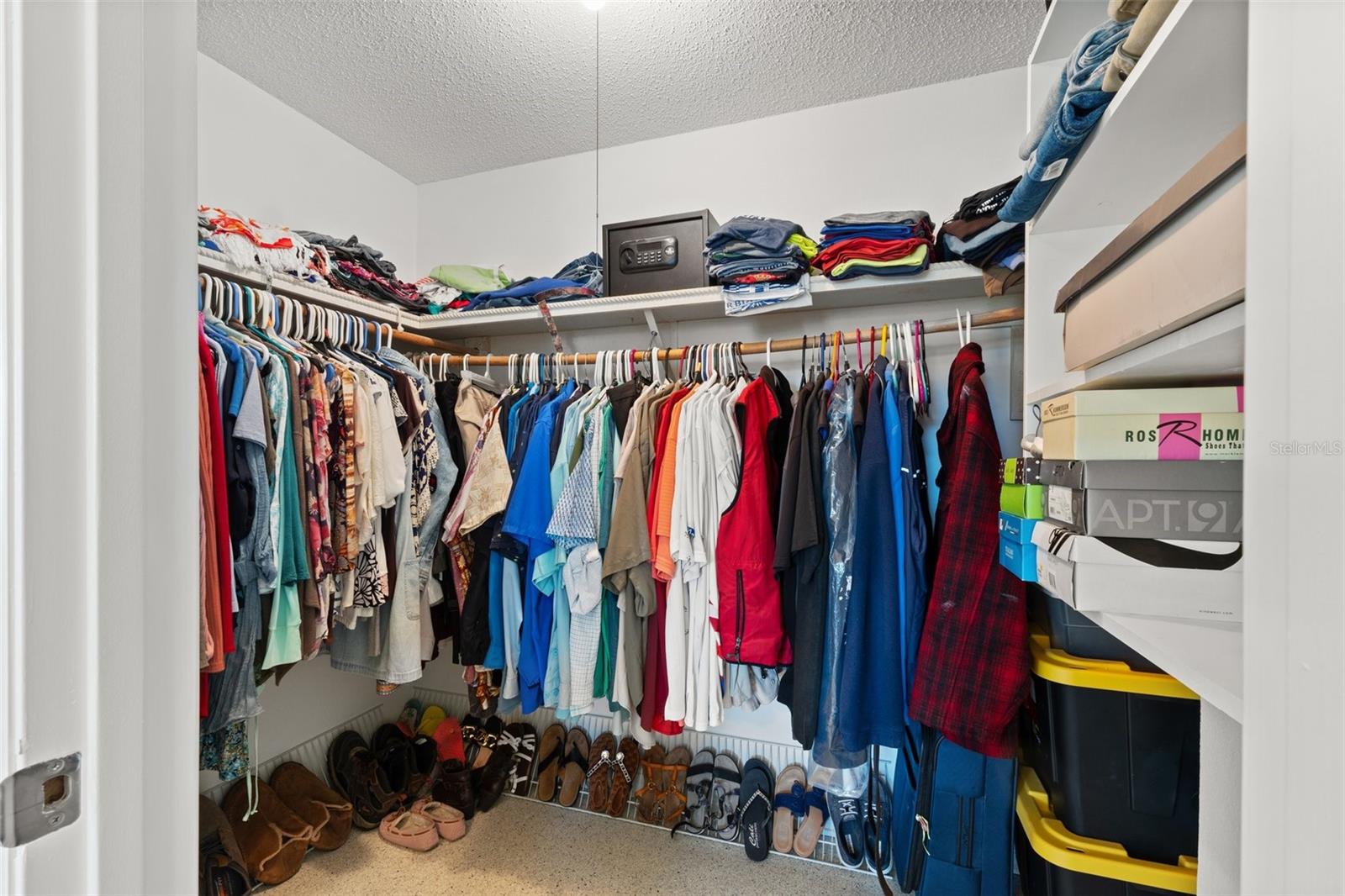 21184 EDGEWATER DR, PORT CHARLOTTE, FL, 33952