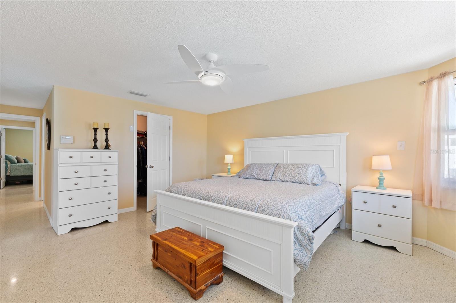 21184 EDGEWATER DR, PORT CHARLOTTE, FL, 33952