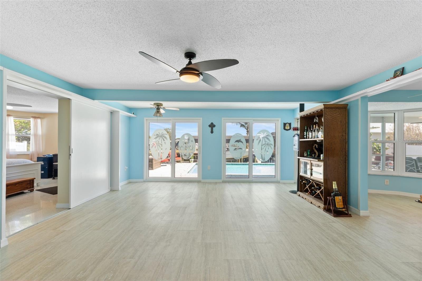 21184 EDGEWATER DR, PORT CHARLOTTE, FL, 33952