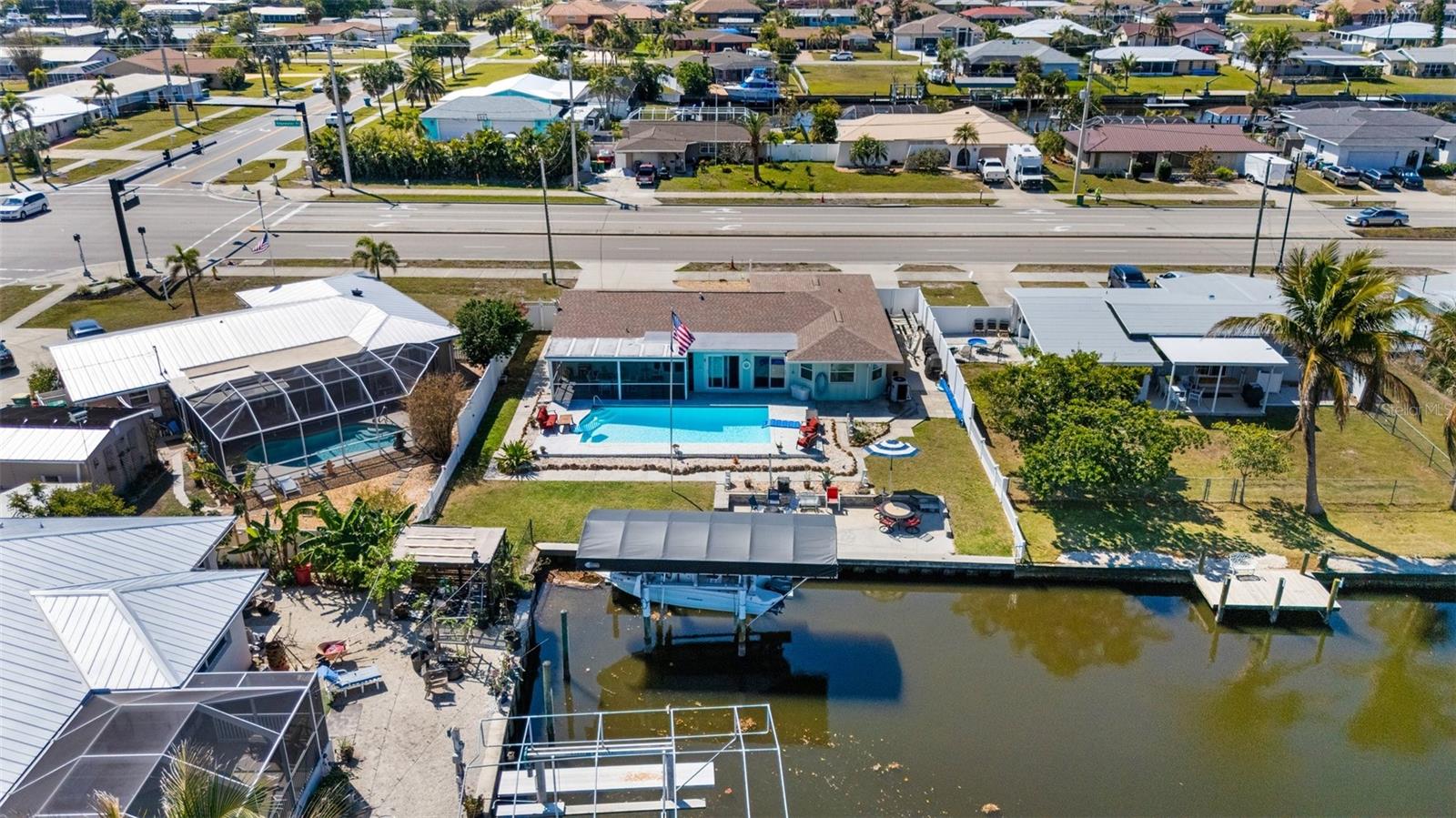 21184 EDGEWATER DR, PORT CHARLOTTE, FL, 33952