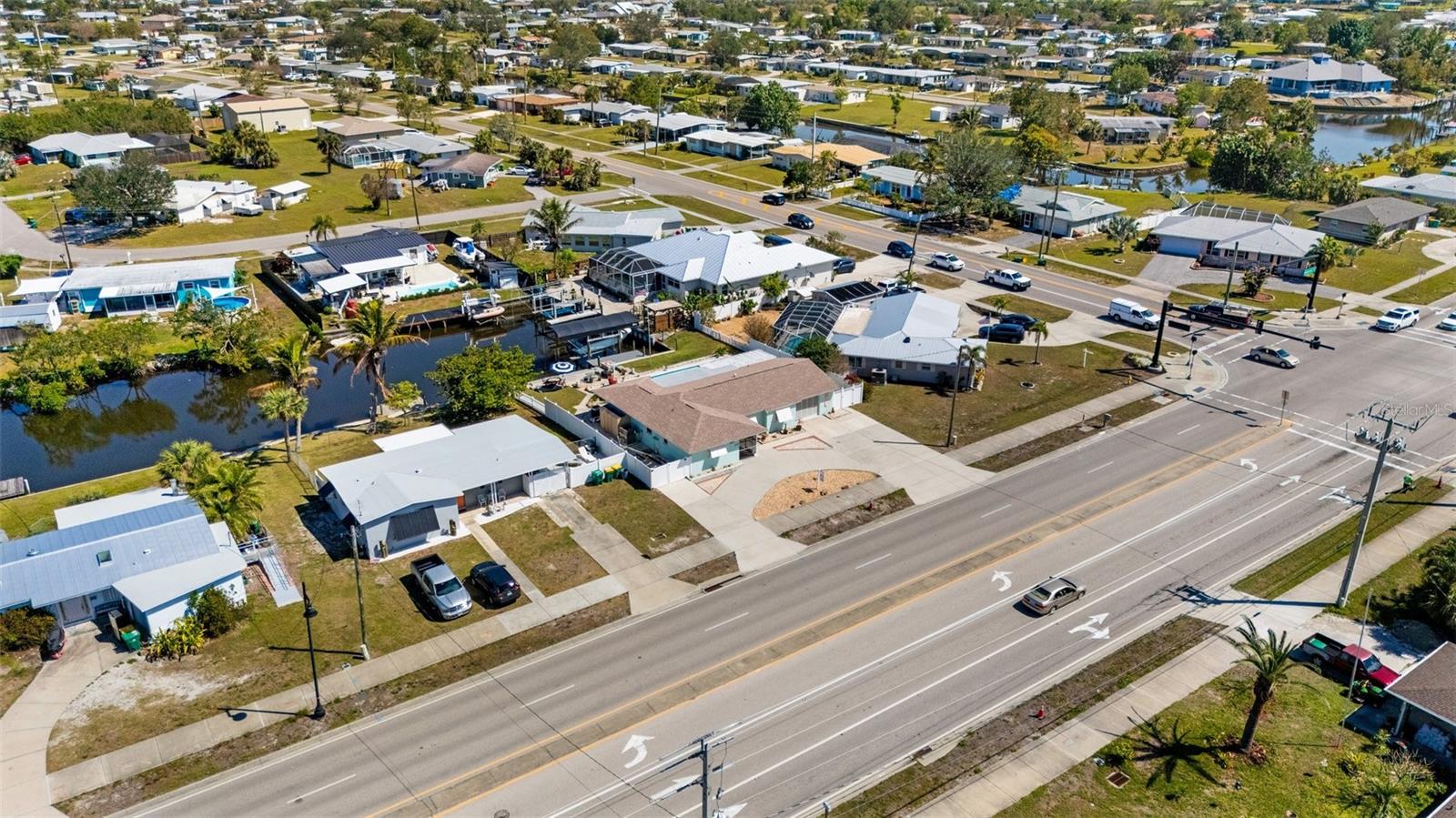 21184 EDGEWATER DR, PORT CHARLOTTE, FL, 33952