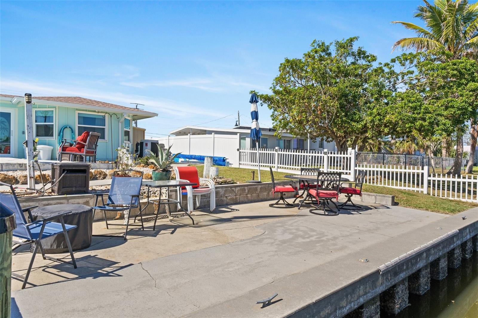 21184 EDGEWATER DR, PORT CHARLOTTE, FL, 33952