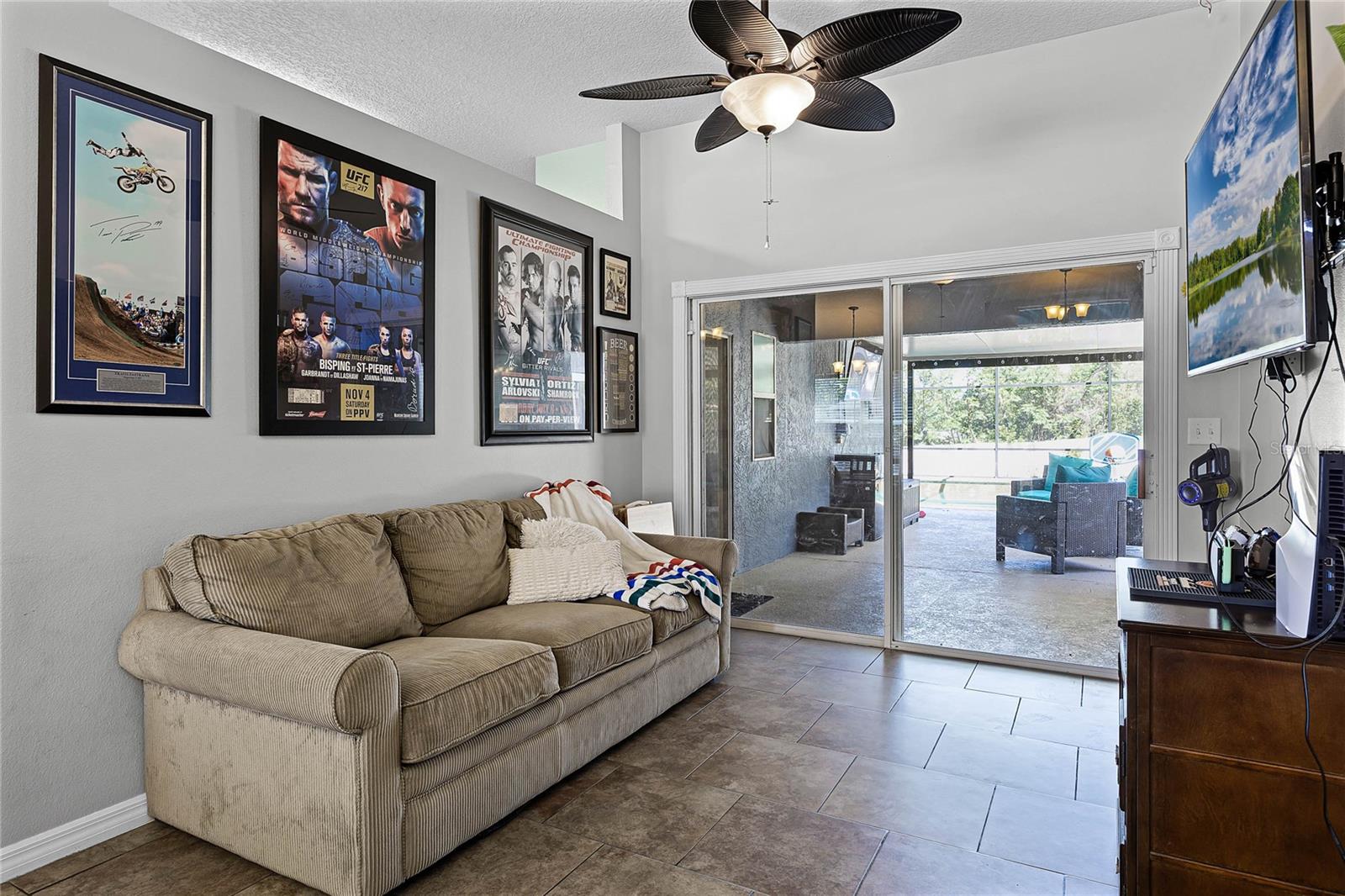 525 GENTLE BREEZE DR, MINNEOLA, FL, 34715