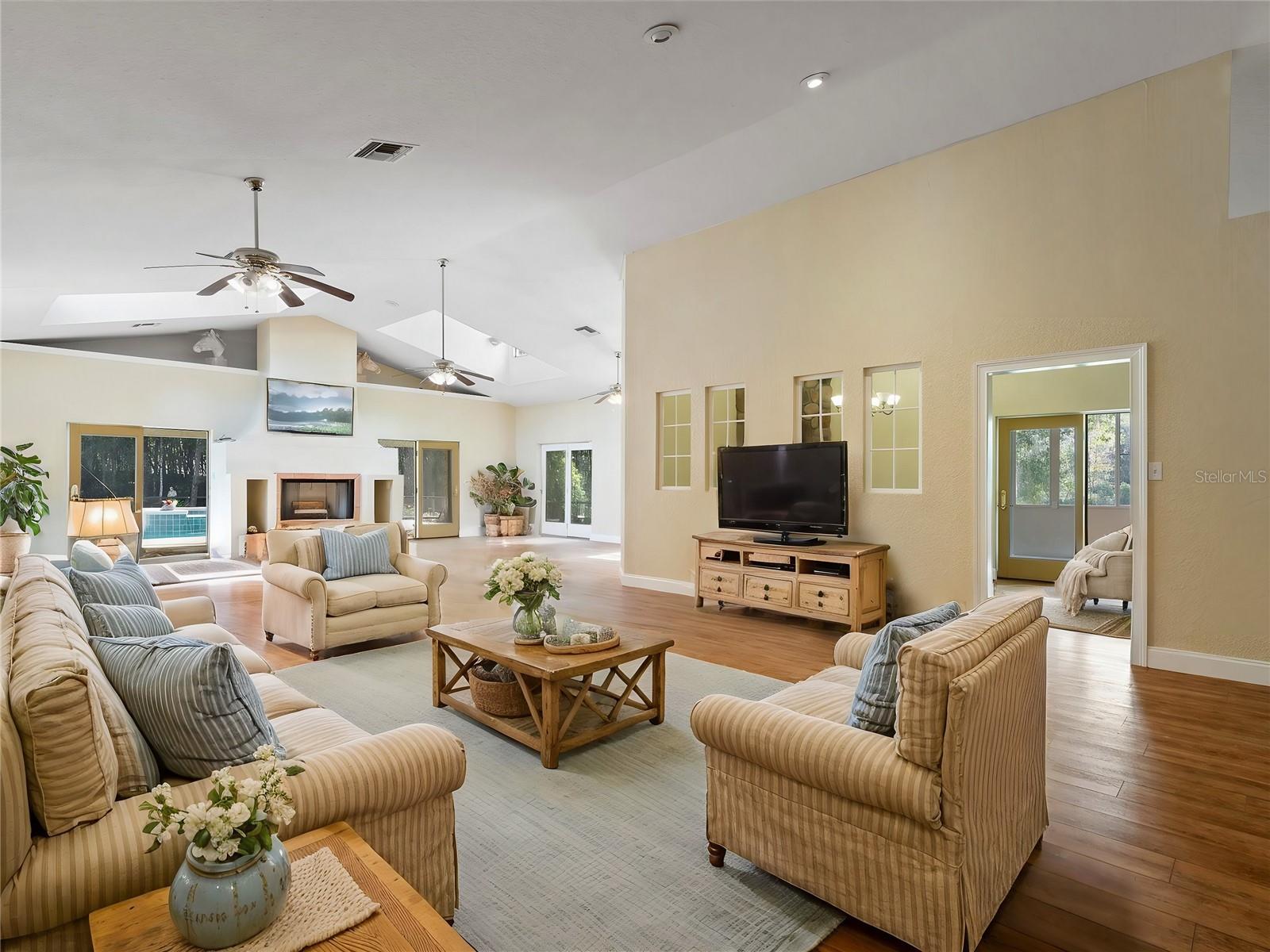 8600 NW 125TH AVE, OCALA, FL, 34482