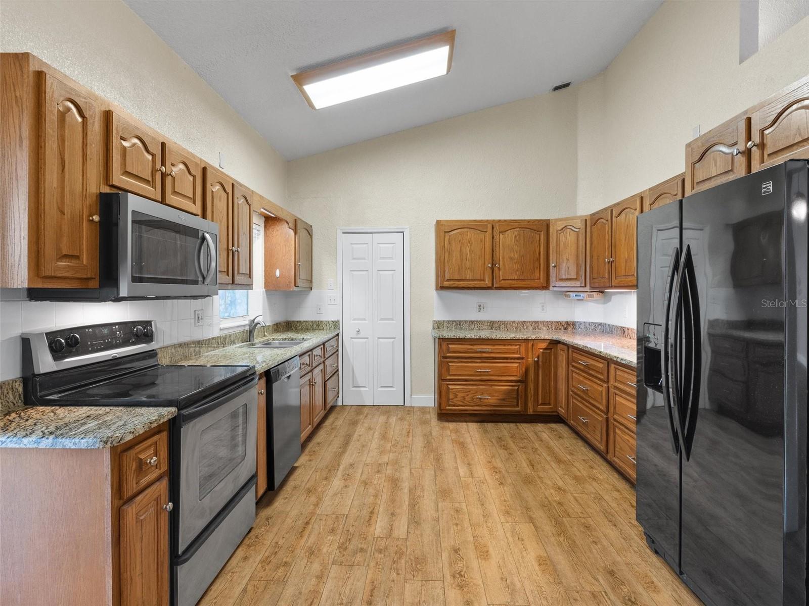 8600 NW 125TH AVE, OCALA, FL, 34482