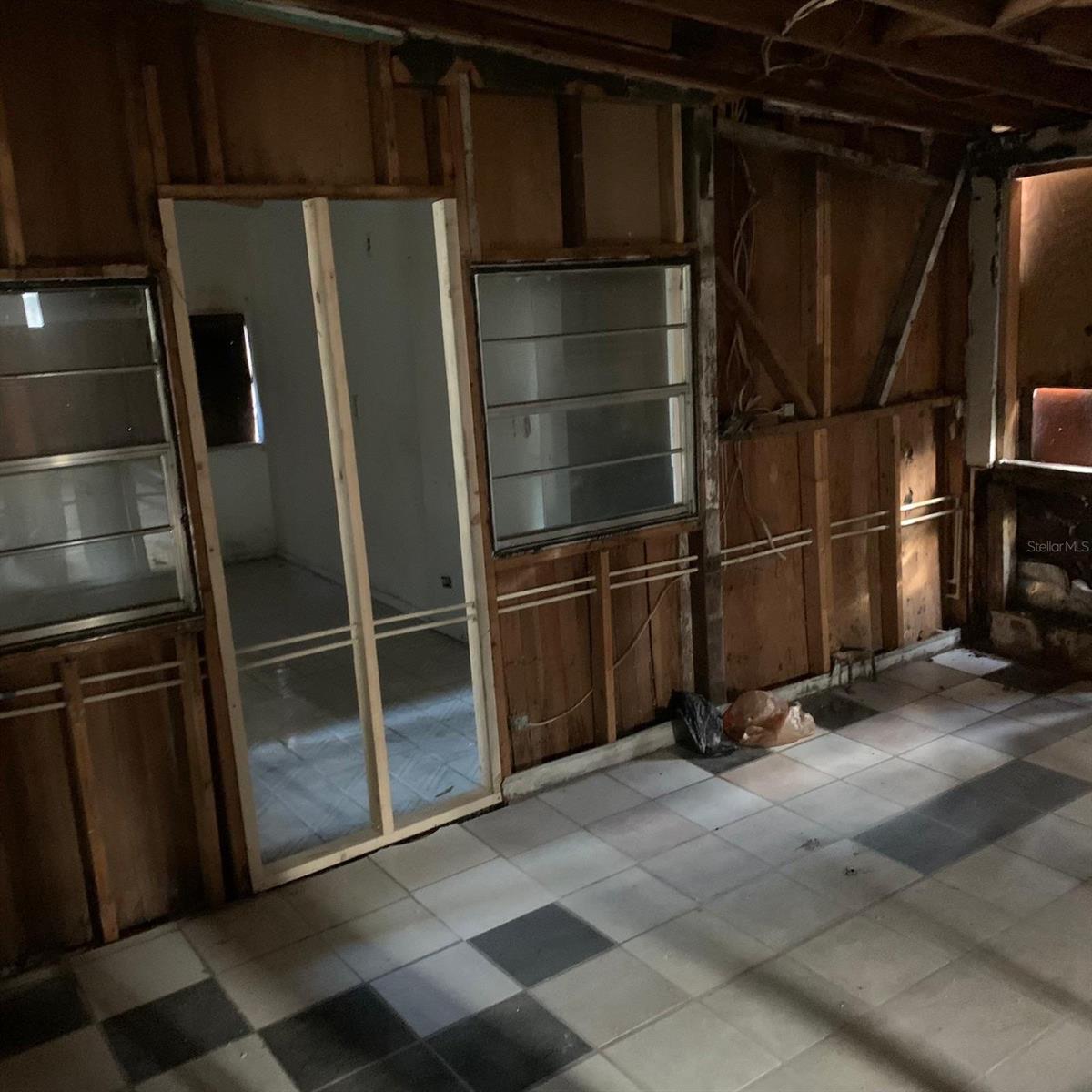 O6281222 Property Photo