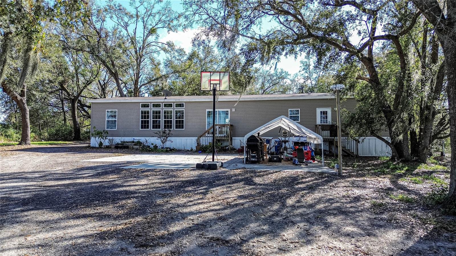 70 W GROVE AVE, LAKE WALES, FL, 33853