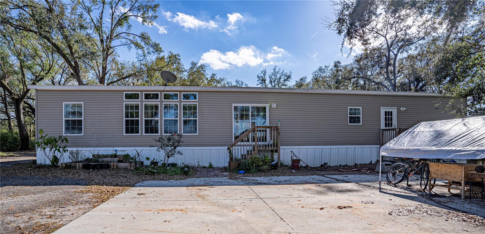 70 W GROVE AVE, LAKE WALES, FL, 33853