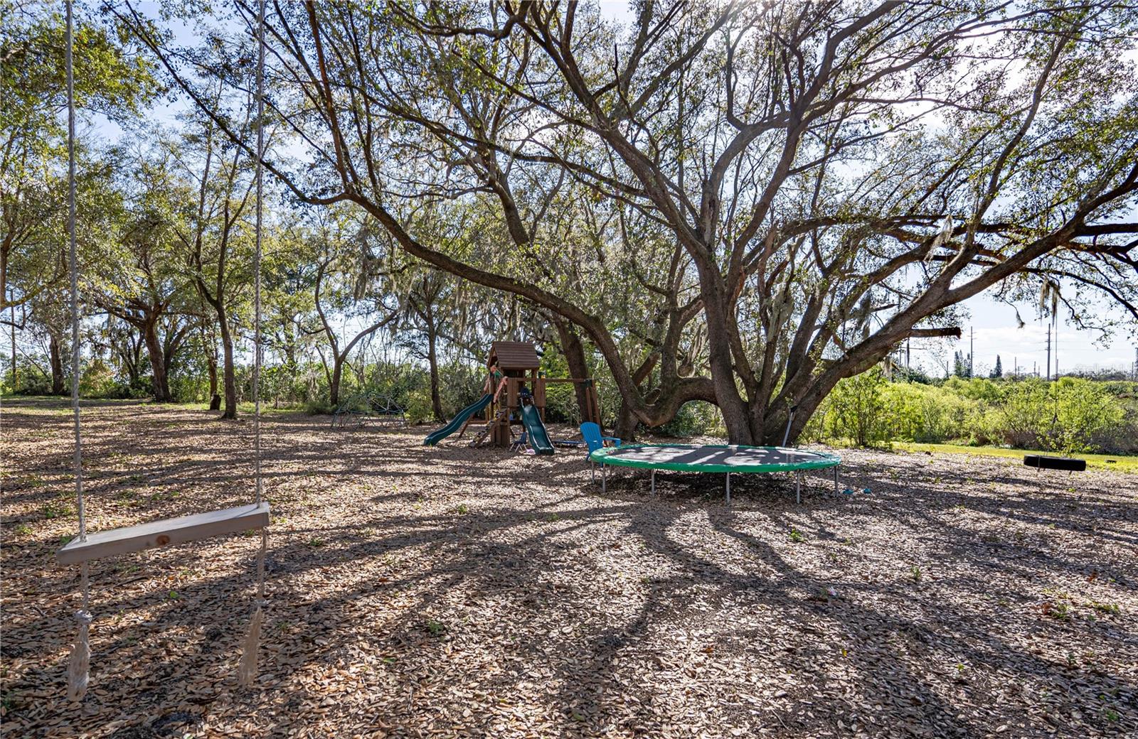 70 W GROVE AVE, LAKE WALES, FL, 33853