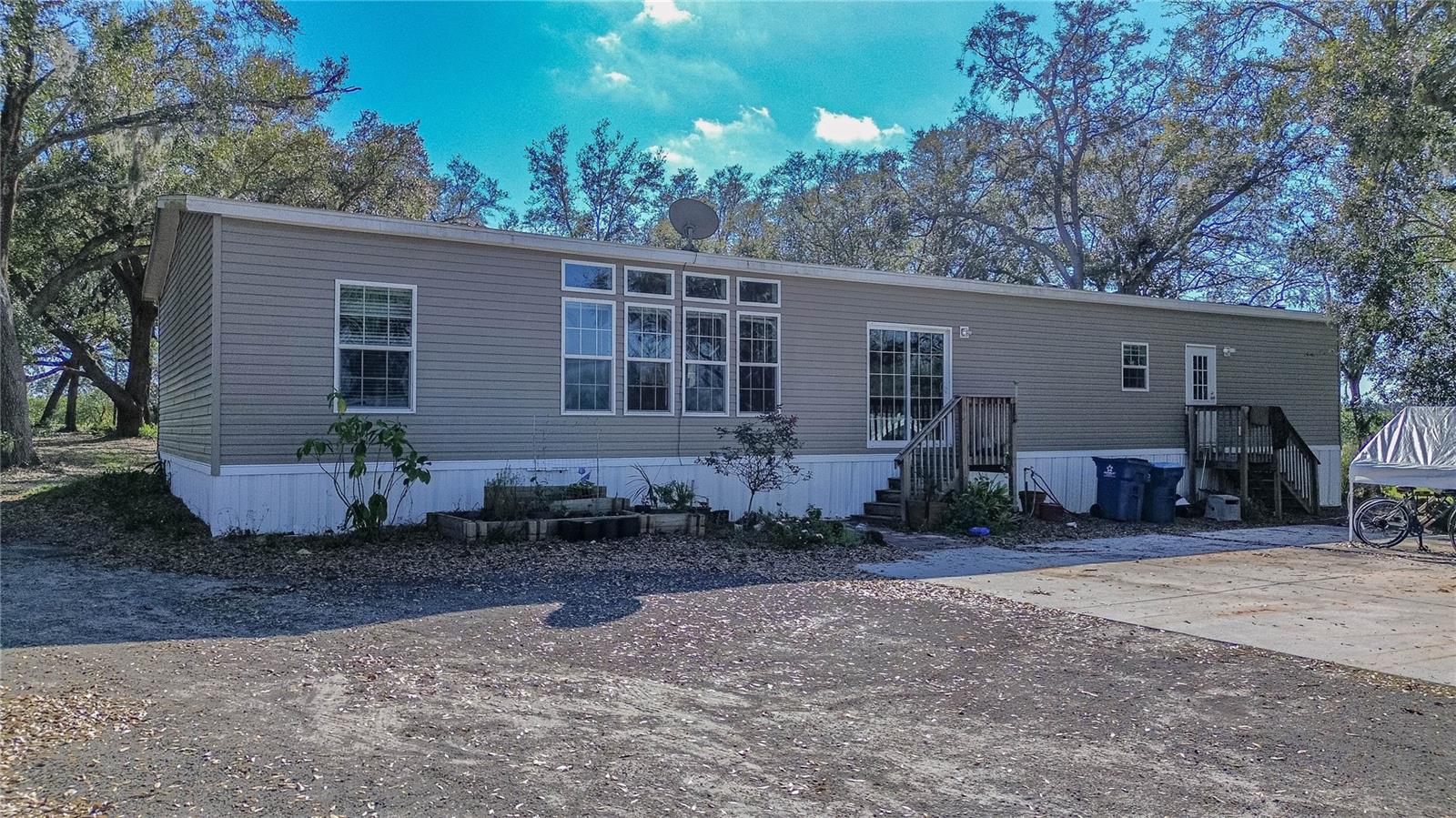 70 W GROVE AVE, LAKE WALES, FL, 33853