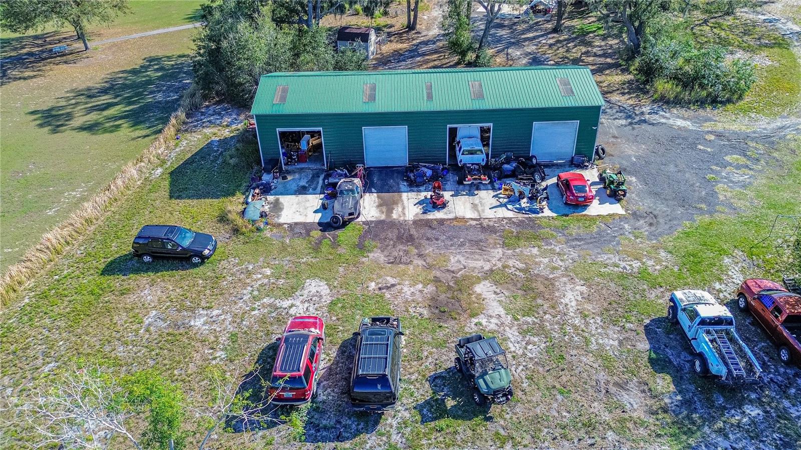 70 W GROVE AVE, LAKE WALES, FL, 33853