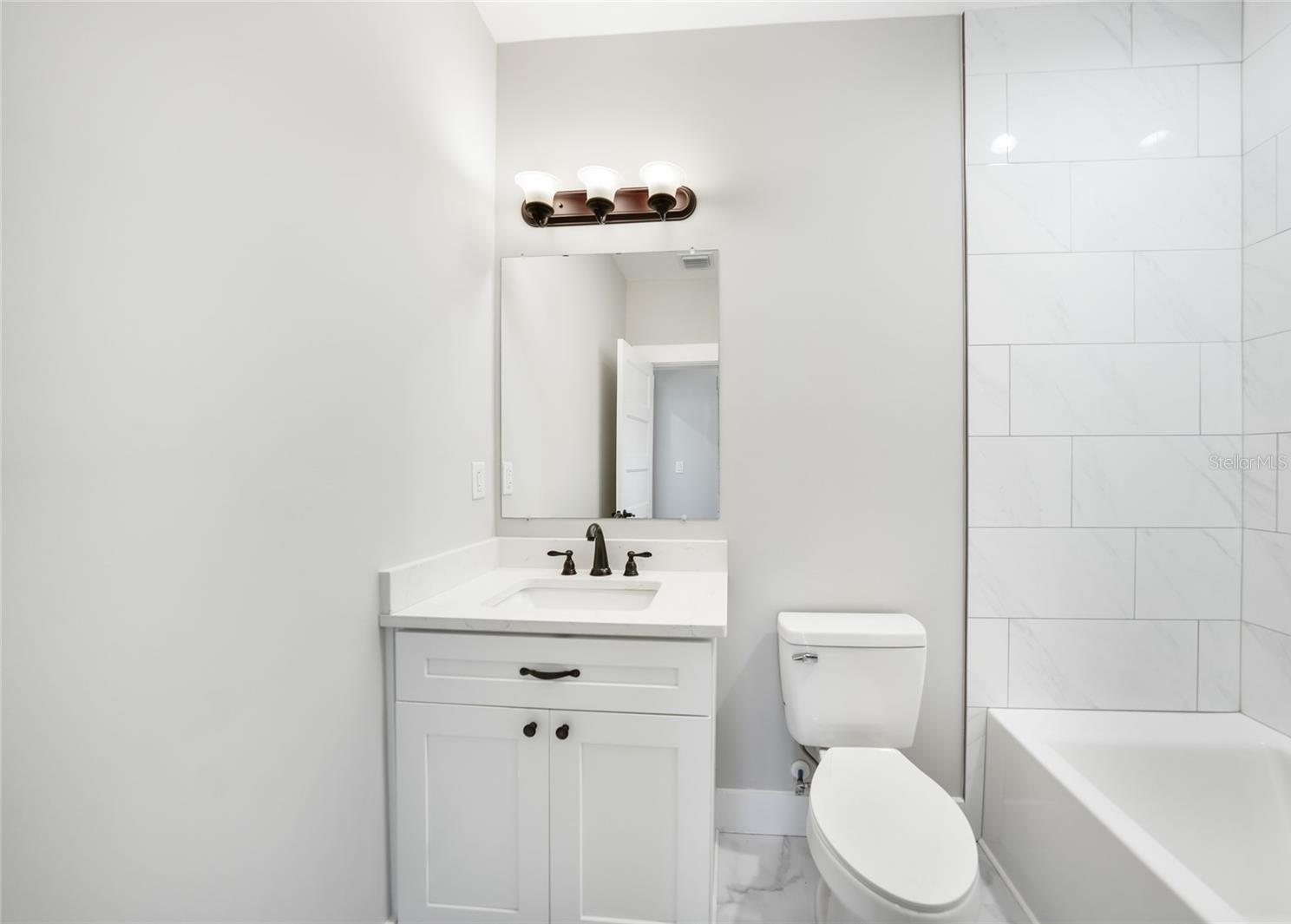 18389 DAKOTA AVE, PORT CHARLOTTE, FL, 33954