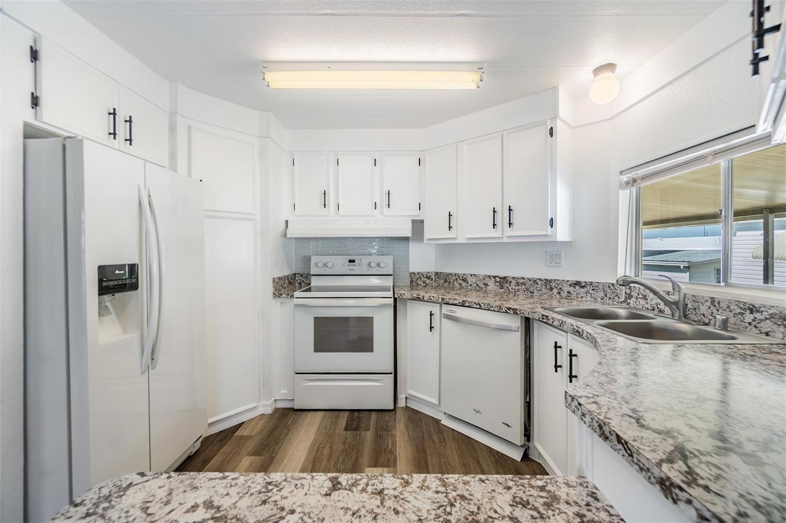 37838 GRANADA AVE, ZEPHYRHILLS, FL, 33541
