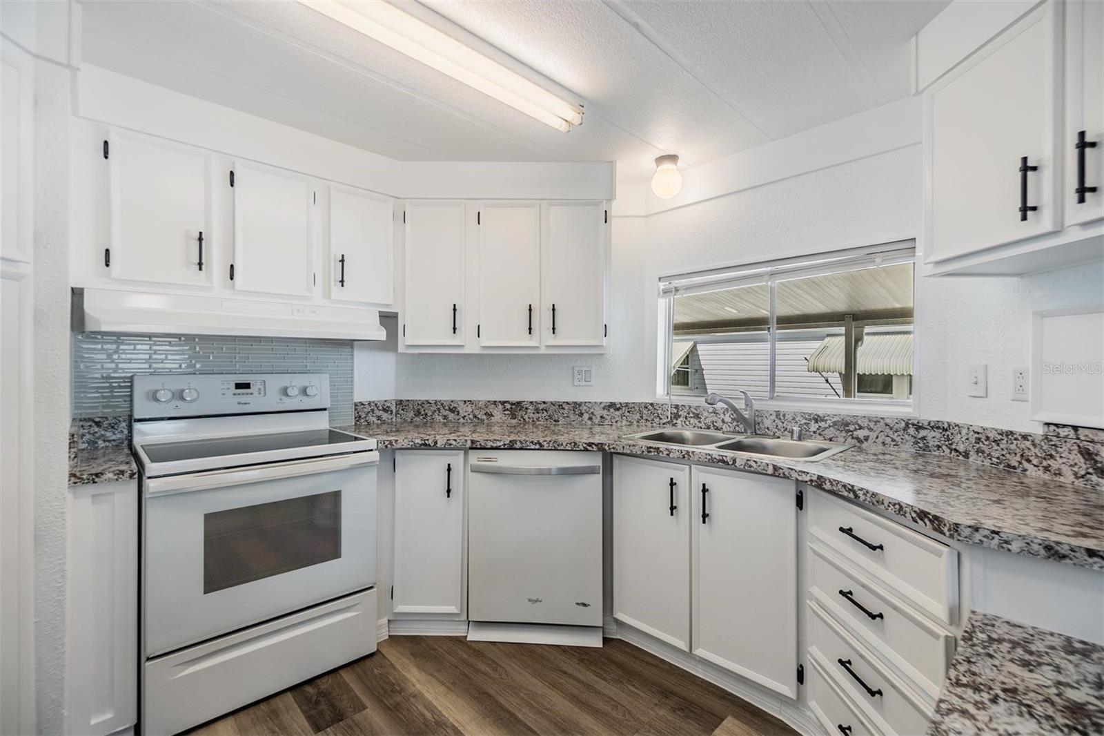 37838 GRANADA AVE, ZEPHYRHILLS, FL, 33541