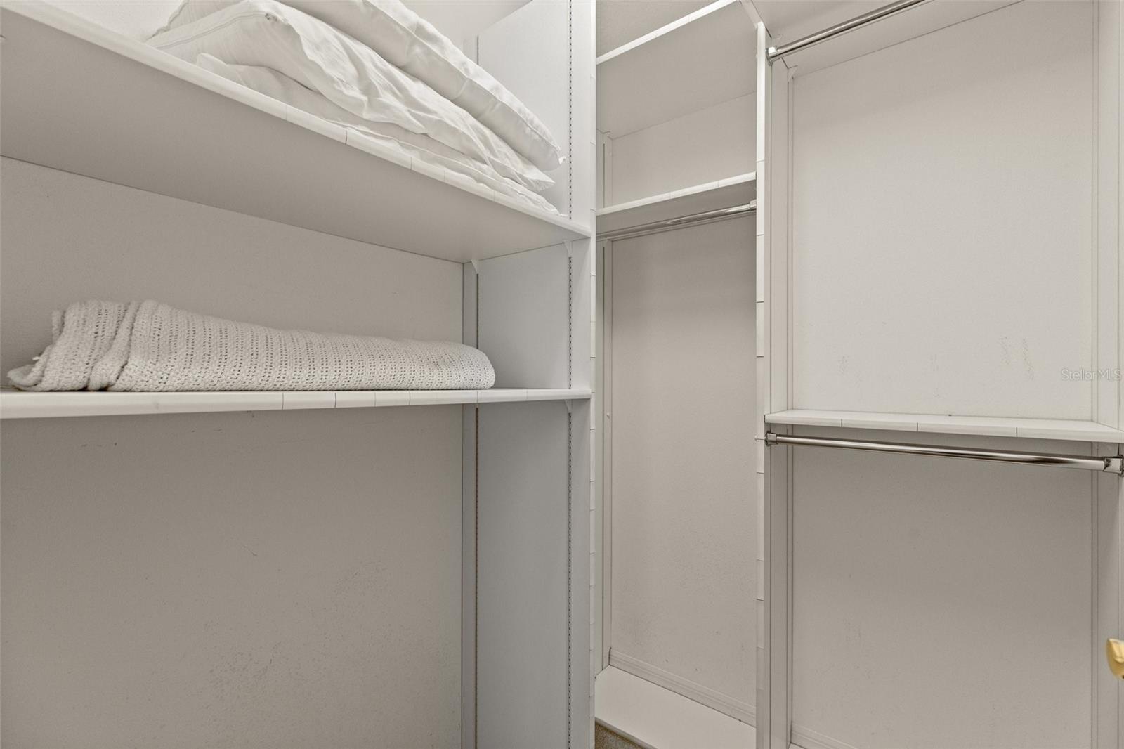 2100 WAWEEP CT, SARASOTA, FL, 34235