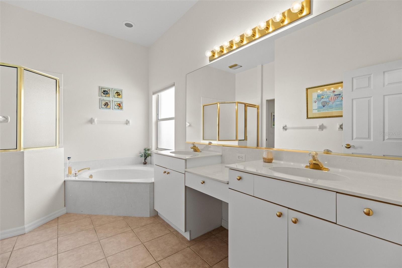 2100 WAWEEP CT, SARASOTA, FL, 34235