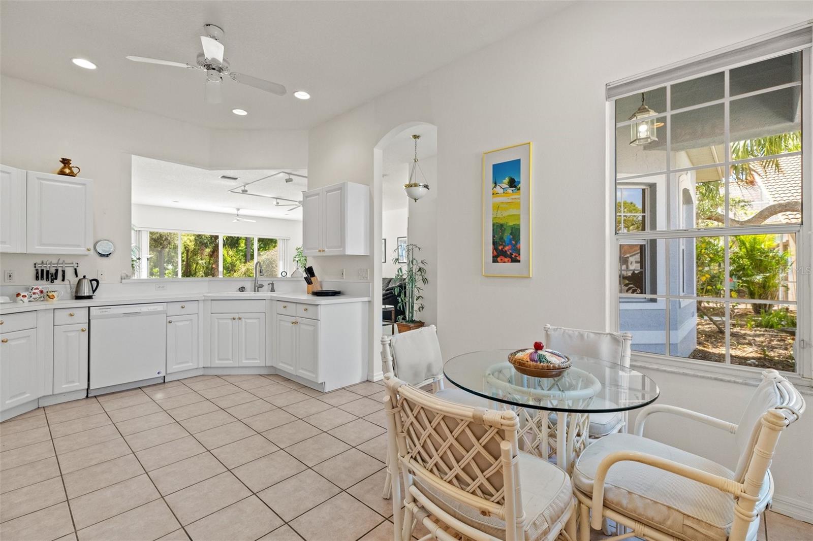 2100 WAWEEP CT, SARASOTA, FL, 34235