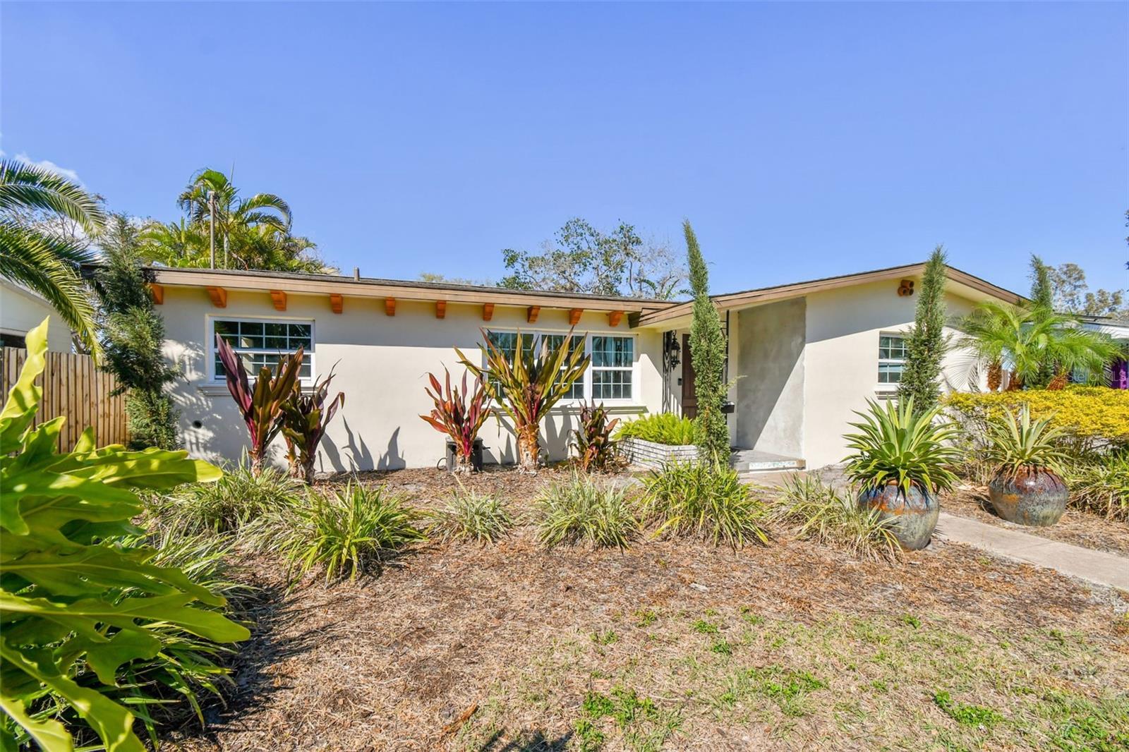 921 39TH AVE NE, ST PETERSBURG, FL, 33703