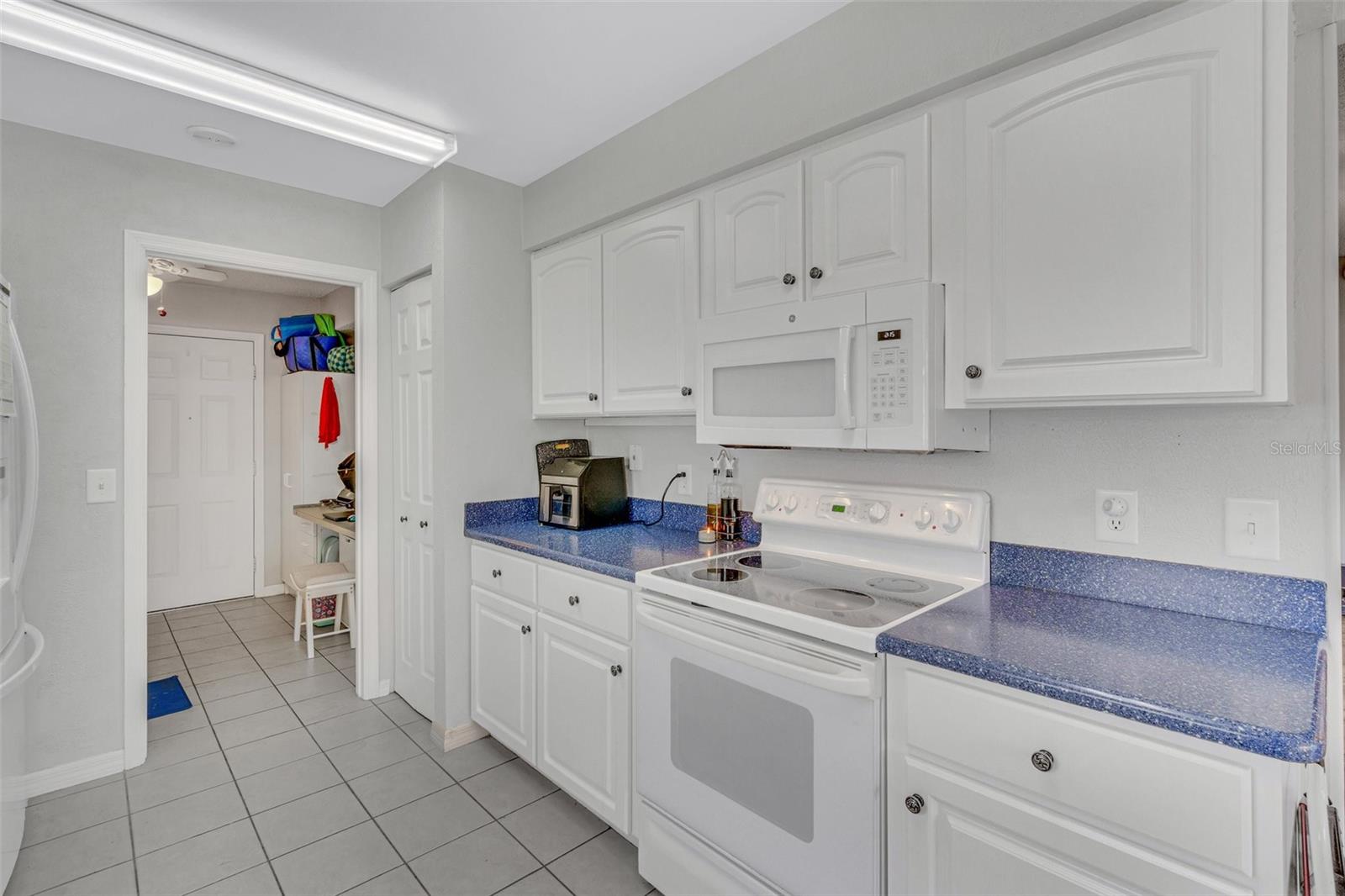 2173 MISSION HILLS DR, LAKELAND, FL, 33810