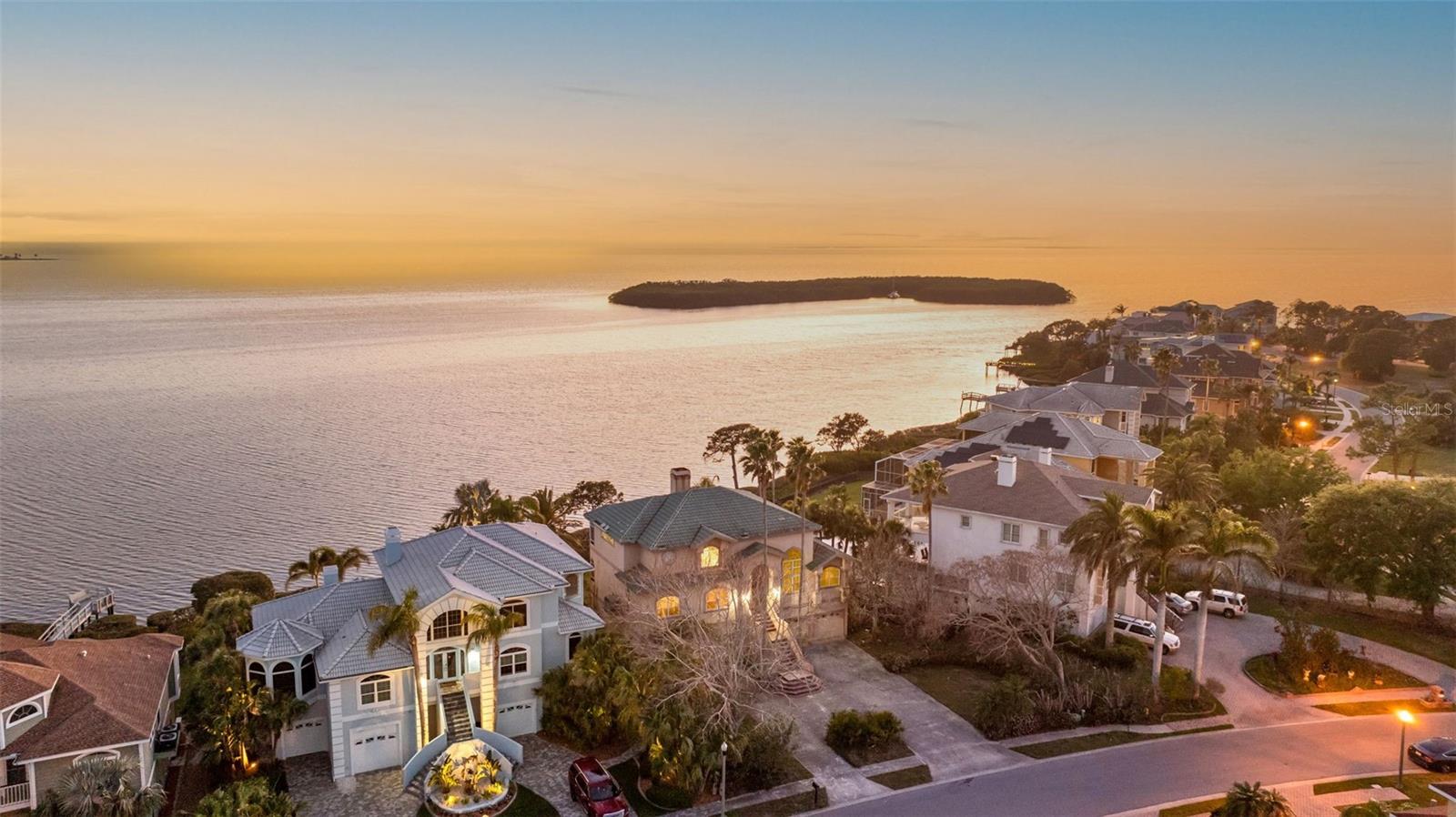 2077 N POINTE ALEXIS DR, TARPON SPRINGS, FL, 34689