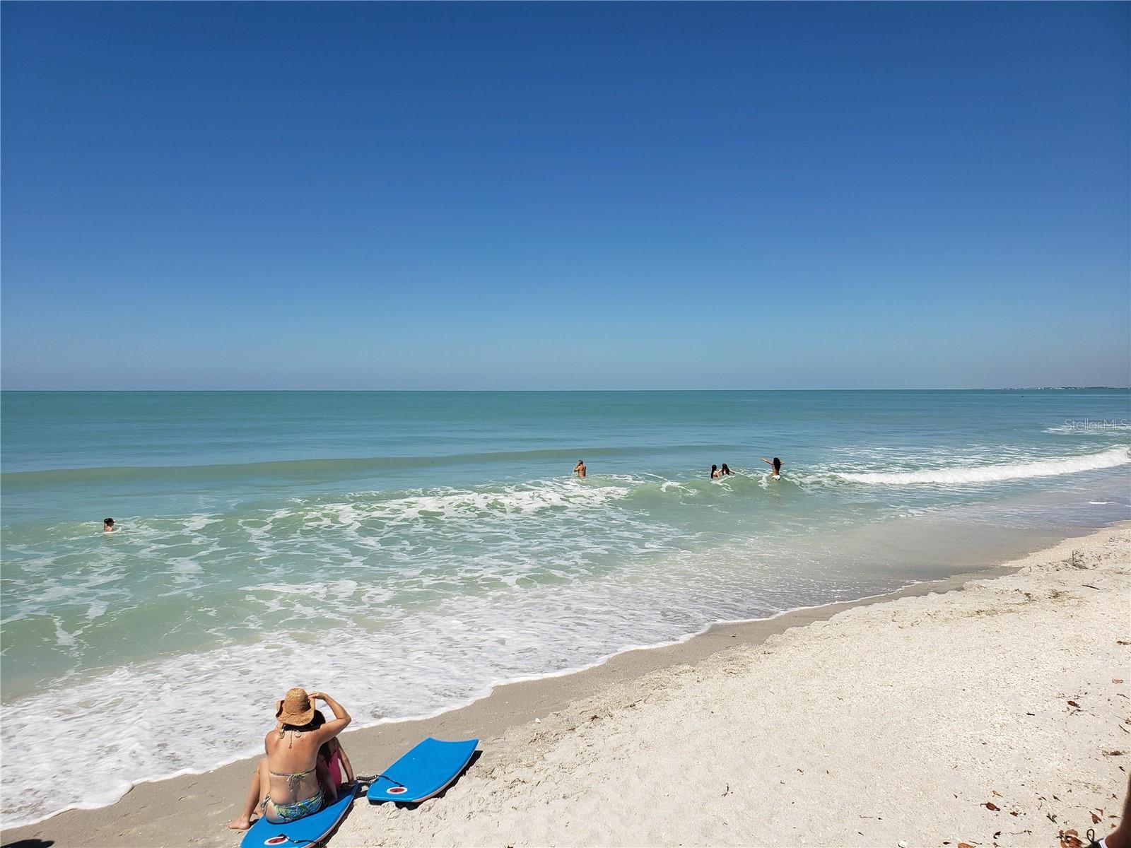 D6140811 Property Photo