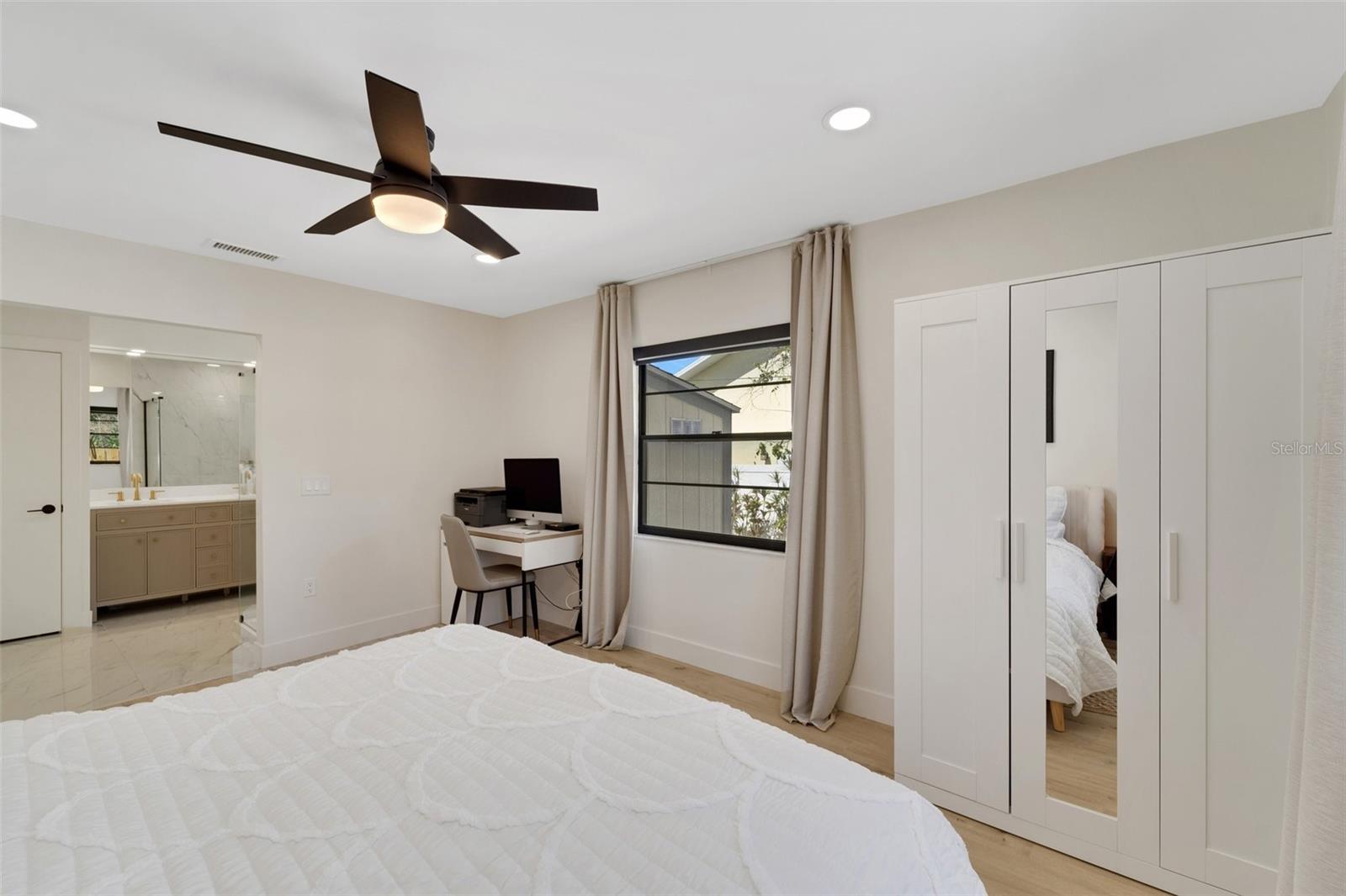 4661 ALLIGATOR DR, VENICE, FL, 34293