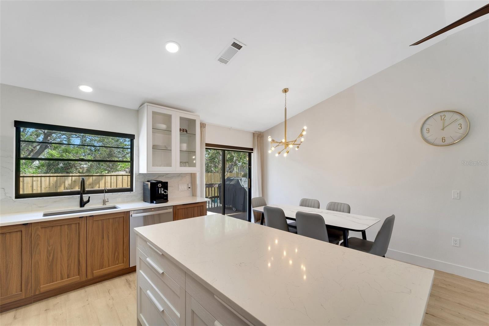 4661 ALLIGATOR DR, VENICE, FL, 34293