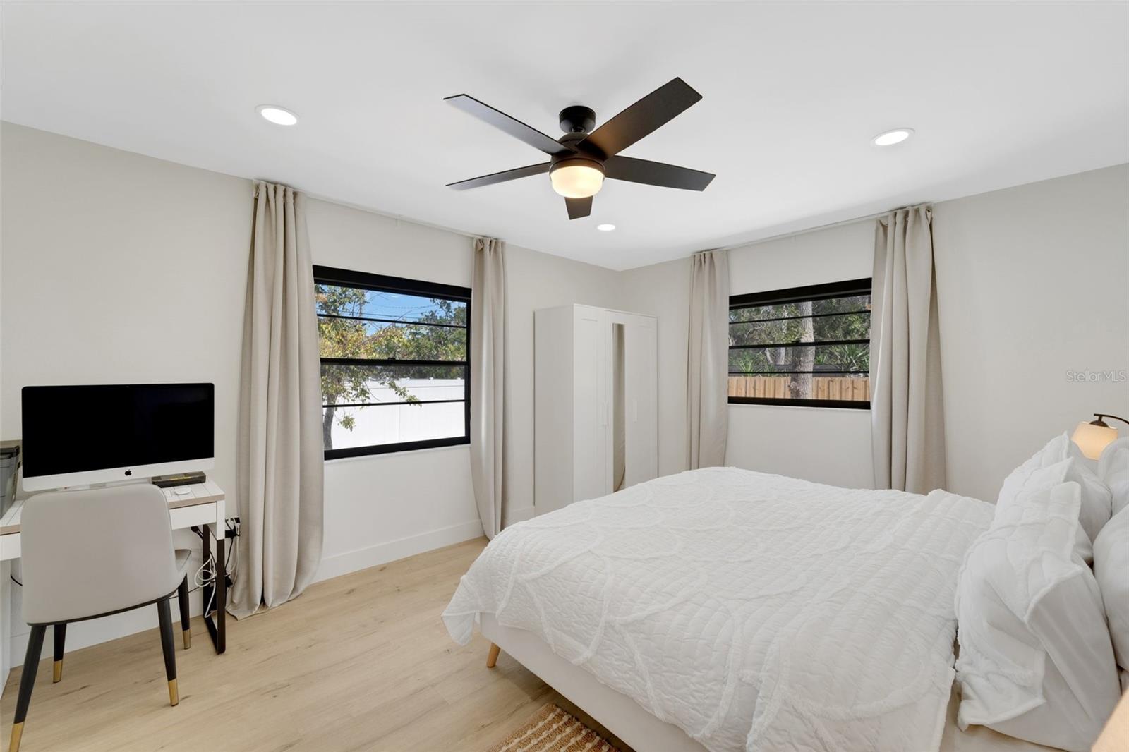 4661 ALLIGATOR DR, VENICE, FL, 34293