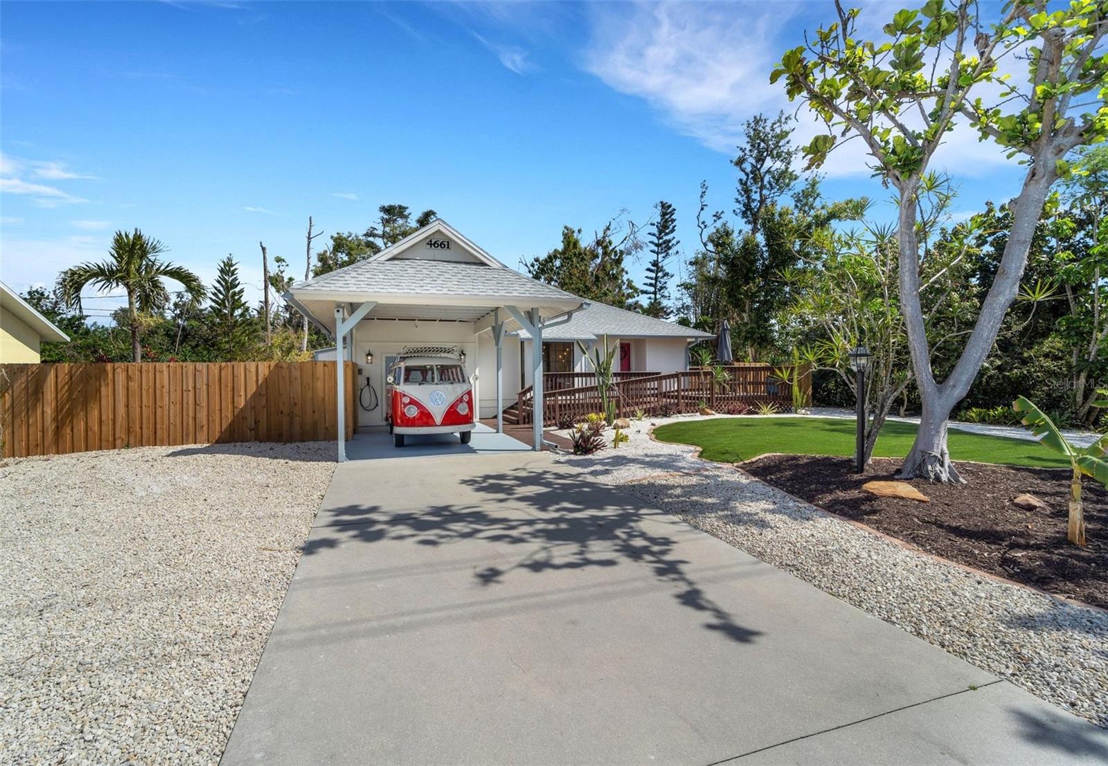 4661 ALLIGATOR DR, VENICE, FL, 34293