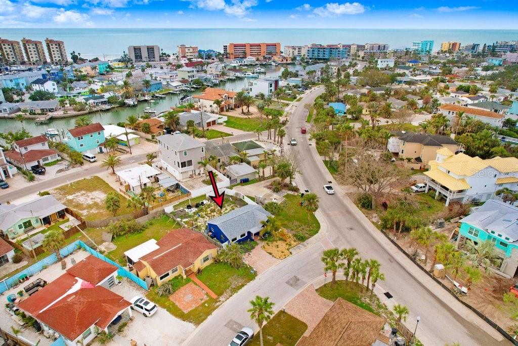 411 VIRGINIA AVE, MADEIRA BEACH, FL, 33708