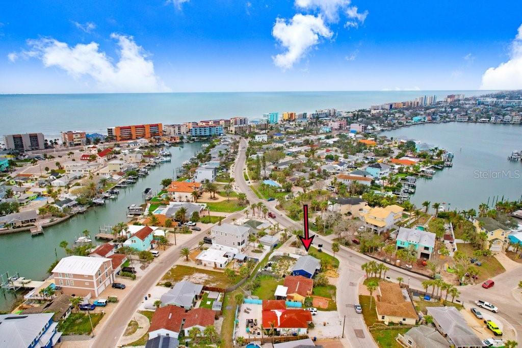 411 VIRGINIA AVE, MADEIRA BEACH, FL, 33708