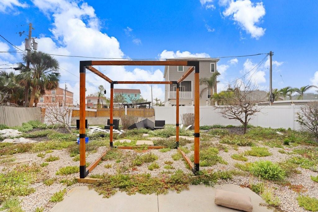 411 VIRGINIA AVE, MADEIRA BEACH, FL, 33708