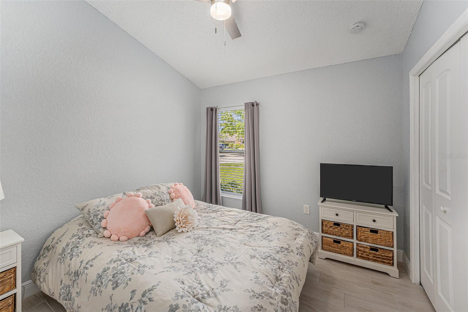 8941 SOUTHBAY DR, TAMPA, FL, 33615